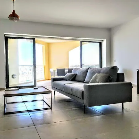 Apartment Luxury With A Mesmerizing View